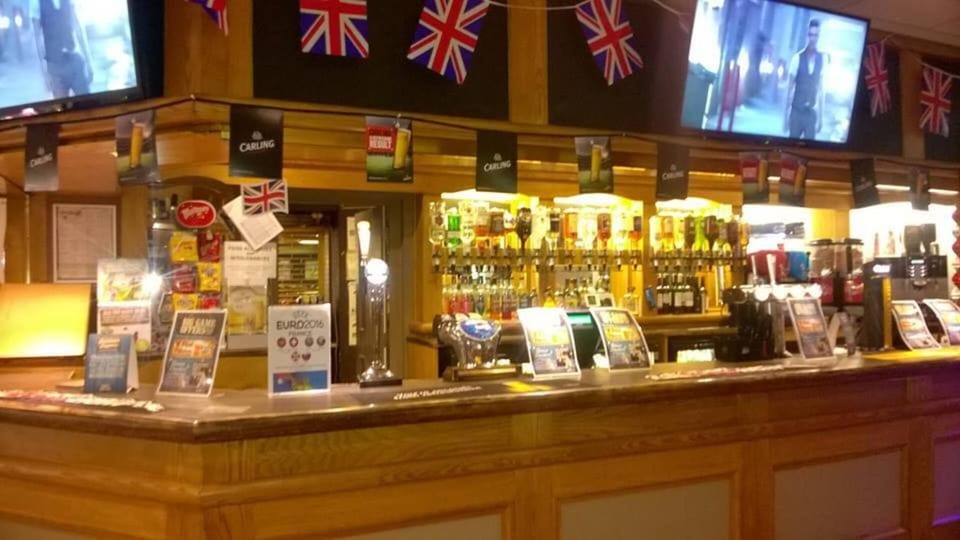 Lounge or bar