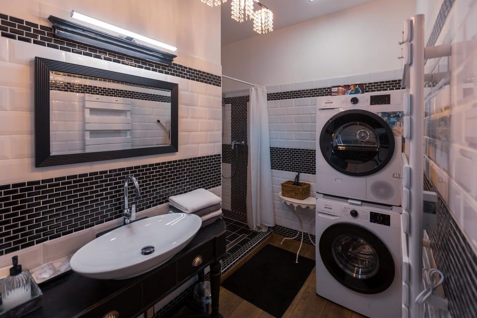 Toilet, Bathroom, washing machine, dryer