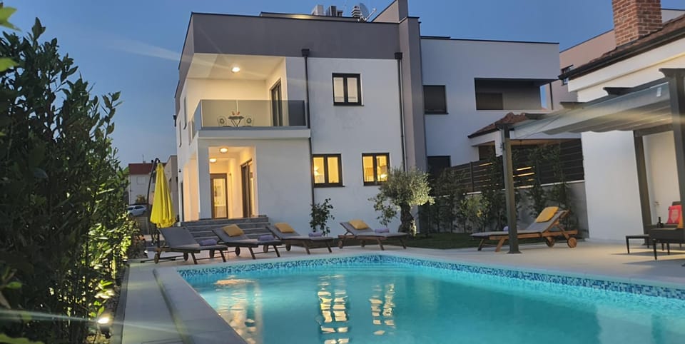 Patio, Garden, Area and facilities, Swimming pool