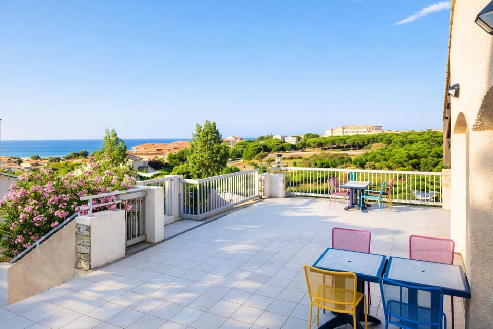 Property building, Patio, Sea view, Sea view