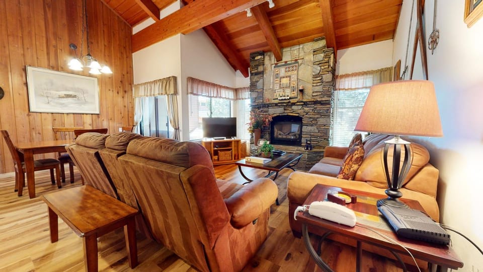 Val D'Isere #17 condo Apartment in Mammoth Lakes