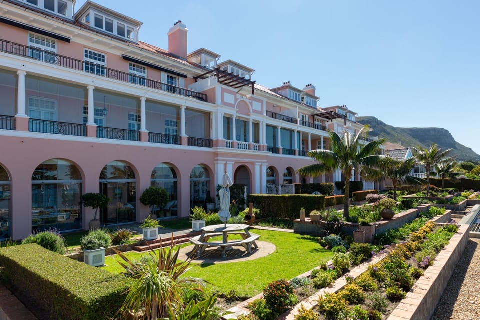 Property building, Garden