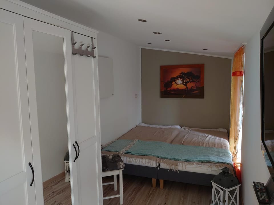 Kleine gemütliche Ferienwohnung im Tiny House Stil Lutherstadt Wittenberg Apartment in Saxony-Anhalt, Germany