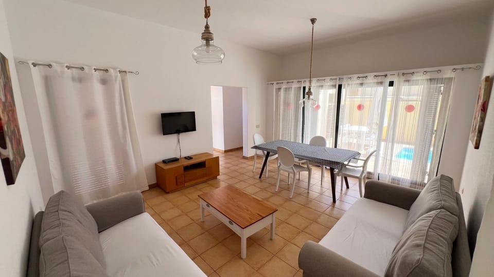Anahi Homes Corralejo- Bicacarera 3 House in Maxorata
