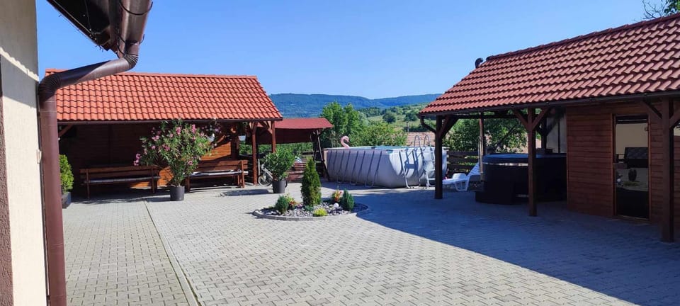 Farkaslaki Panoráma Vendégház Bed and Breakfast in Romania