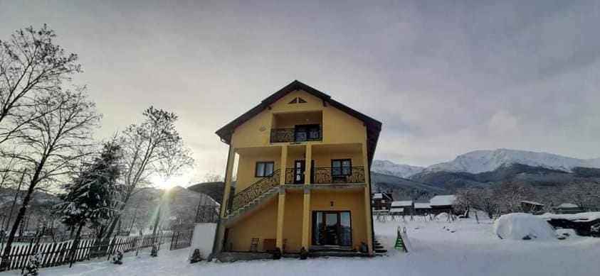 Casa Dana Bed and Breakfast in Romania