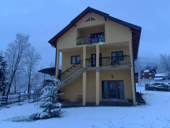 Casa Dana Bed and Breakfast in Romania