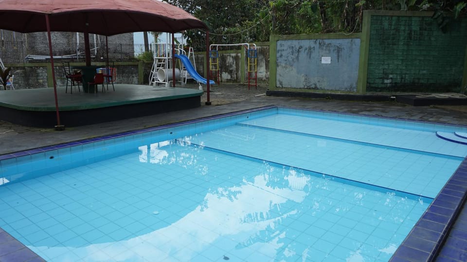 Area and facilities