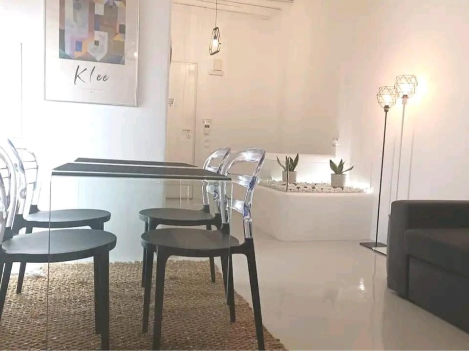 MarLeon House in Mykonos, Mikonos 846 00, Greece