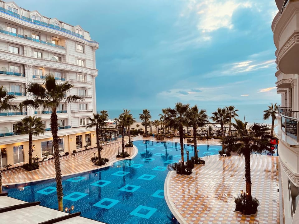 Property building, Swimming pool