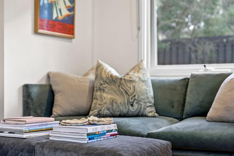 Point Roadknight Paradise Villa 6 - BYO Linen Apartment in Anglesea