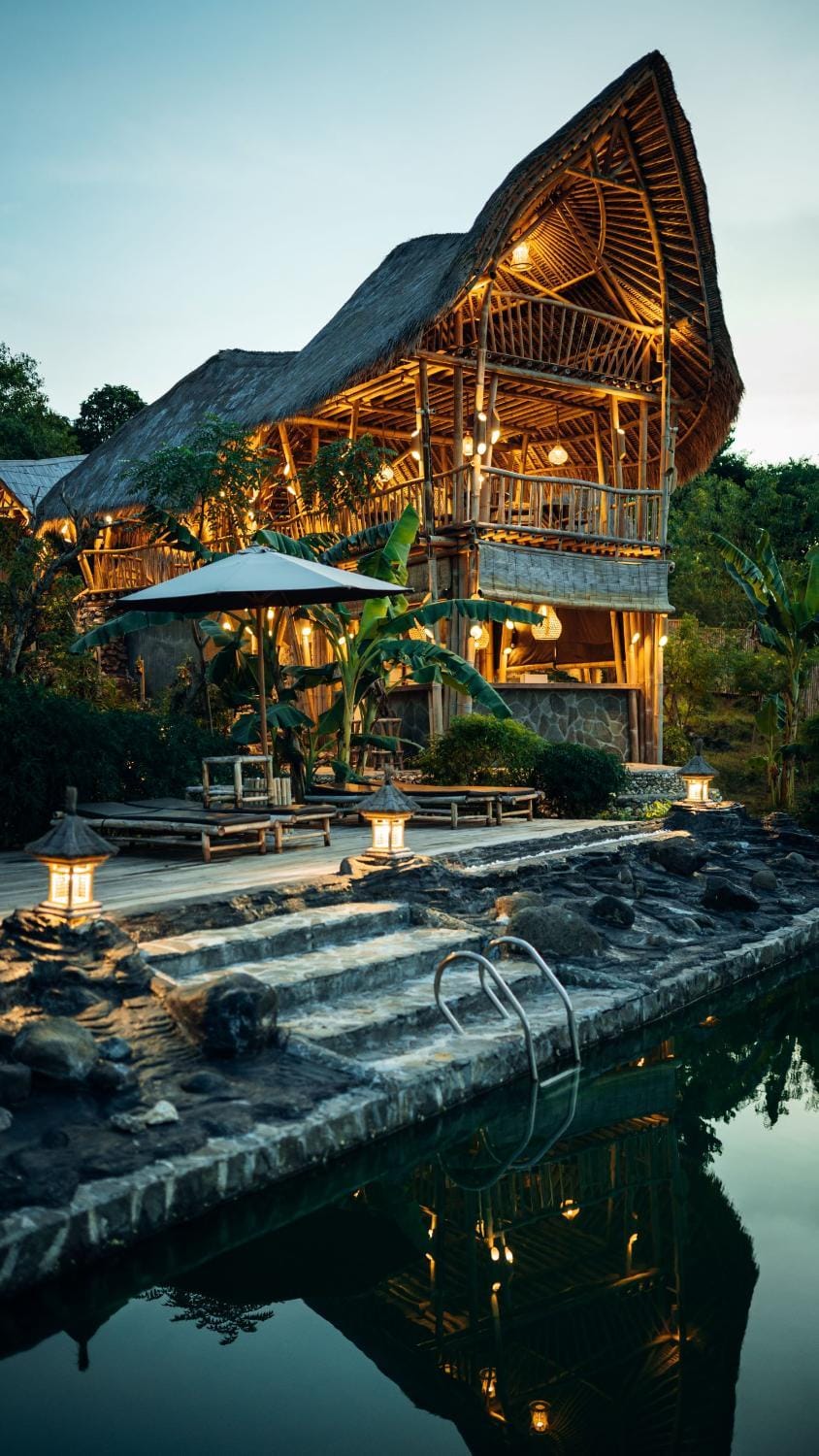 Day, Natural landscape, Bird's eye view, Garden, Garden view, Pool view, Swimming pool