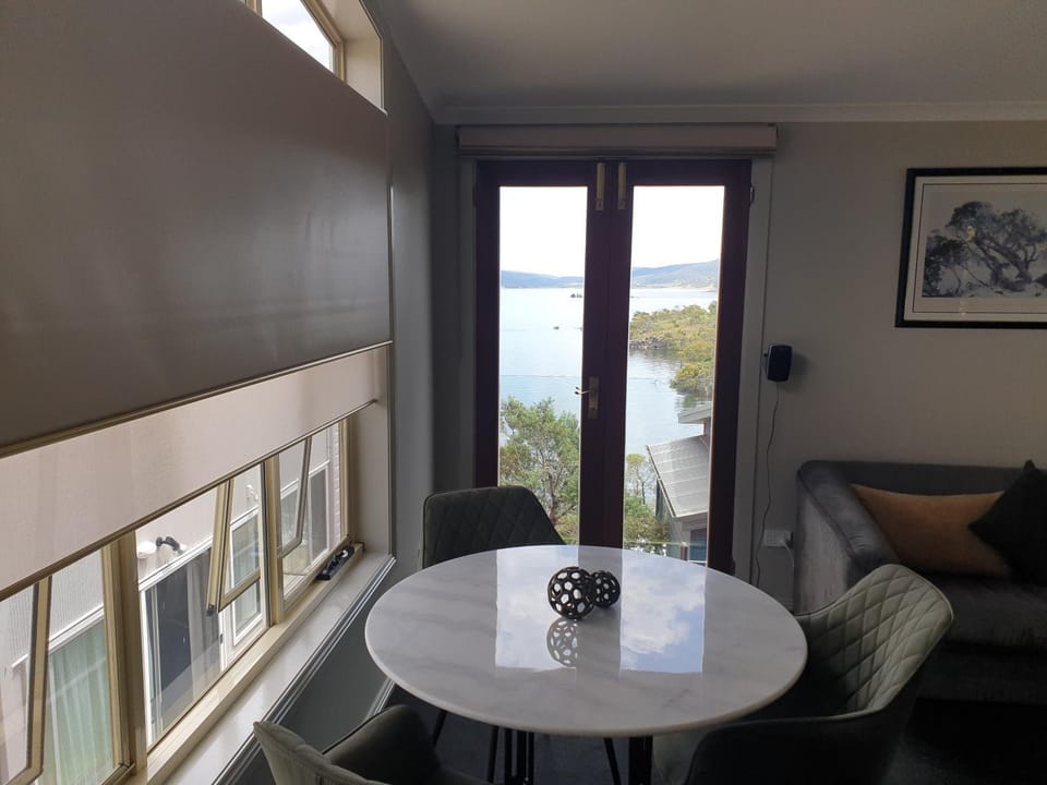Lakeside Studio Apartment in East Jindabyne