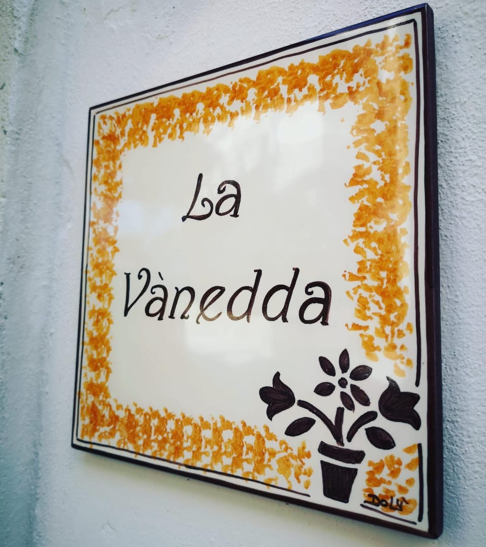 Property logo or sign