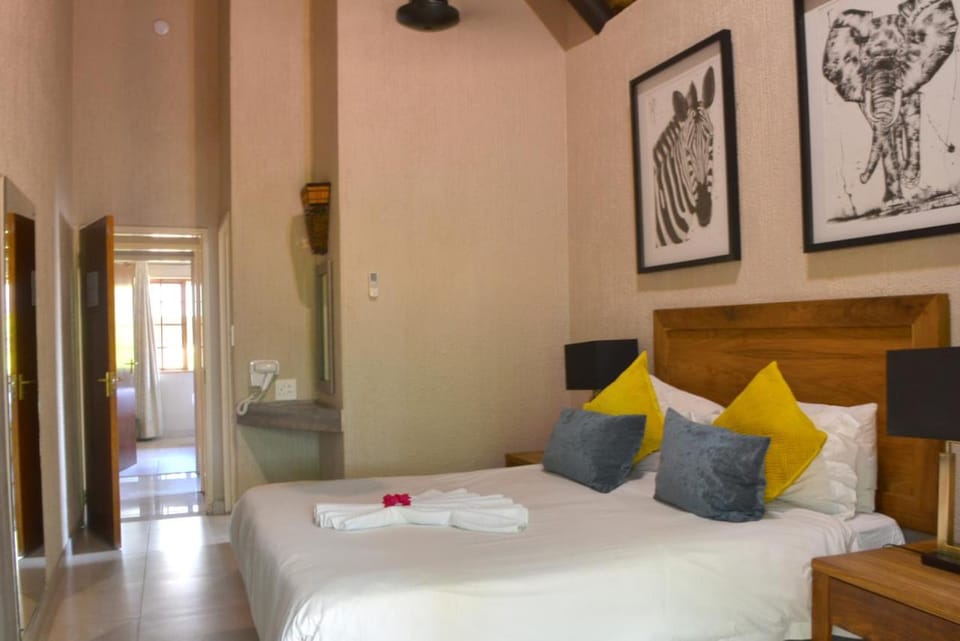 INYAMATANE LUXURY LODGES at Kruger Park Lodge Nature lodge in South Africa