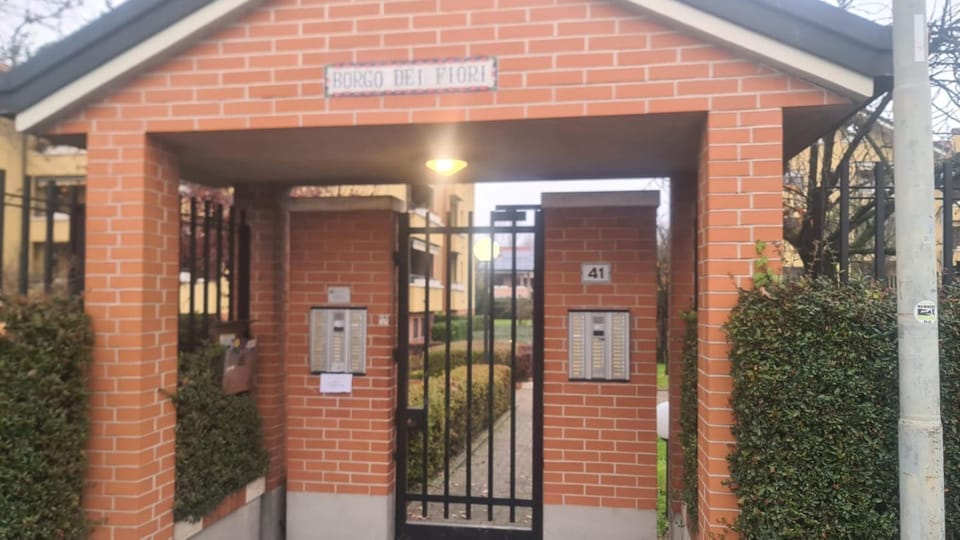 Property building, Facade/entrance