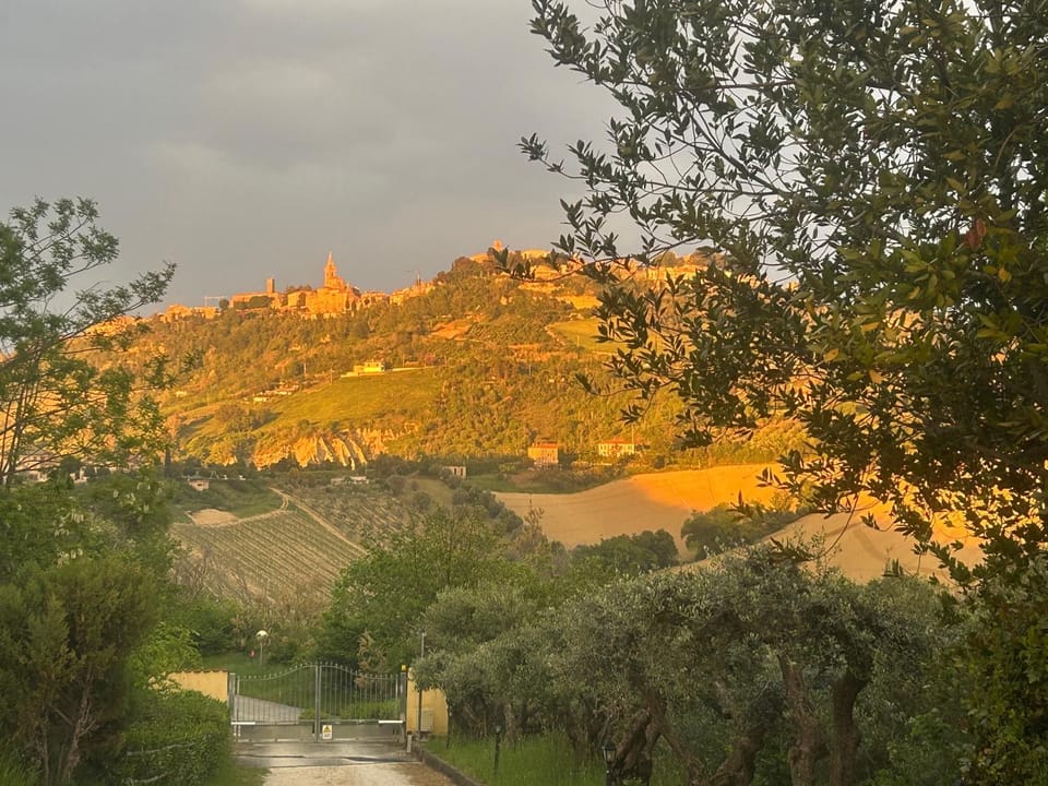 B & B Almalù Bed and Breakfast in Marche