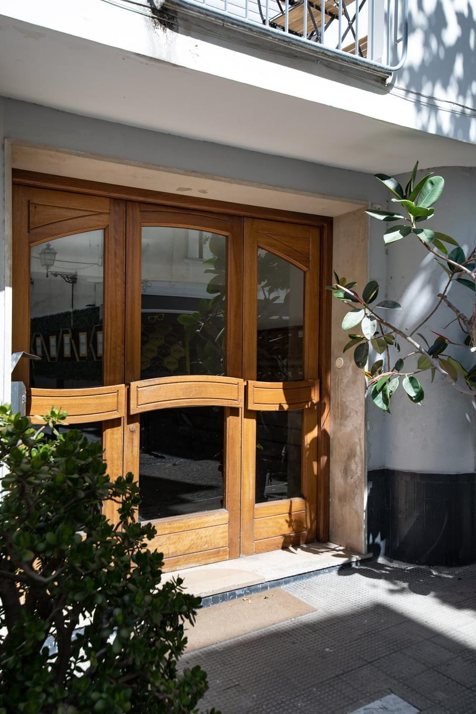Facade/entrance