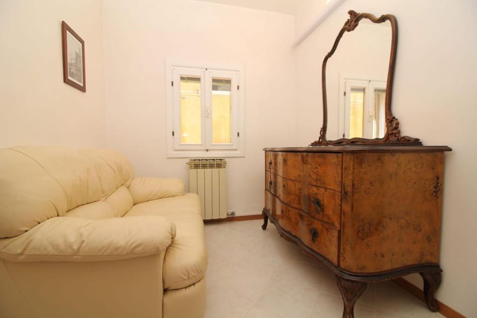 Veneziacentopercento Arsenale Apartment Apartment in Lido di Venezia