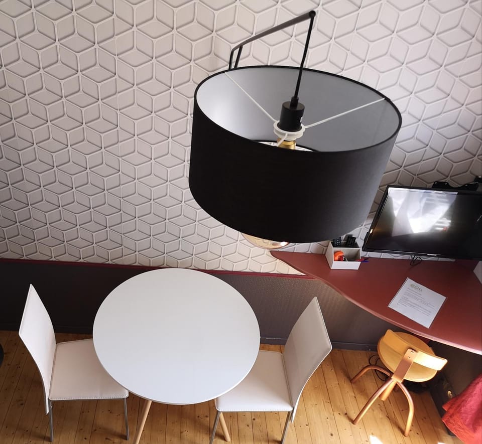 Business facilities, Seating area, Dining area