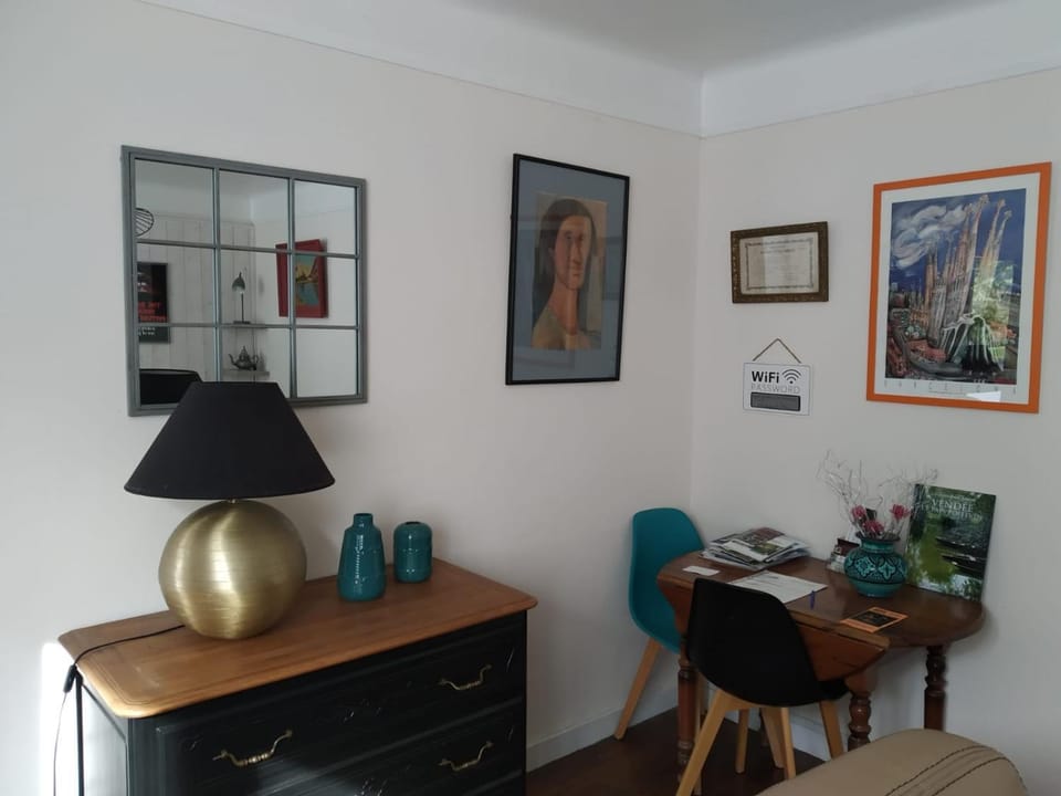 Seating area