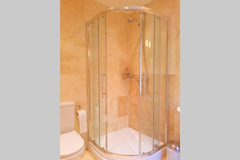 No 6 The Square Tearooms & Accommodation Hotel in High Peak District