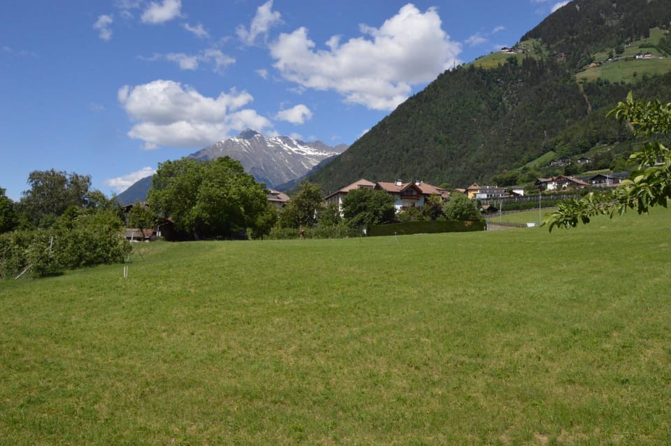 Spring, Natural landscape, Mountain view