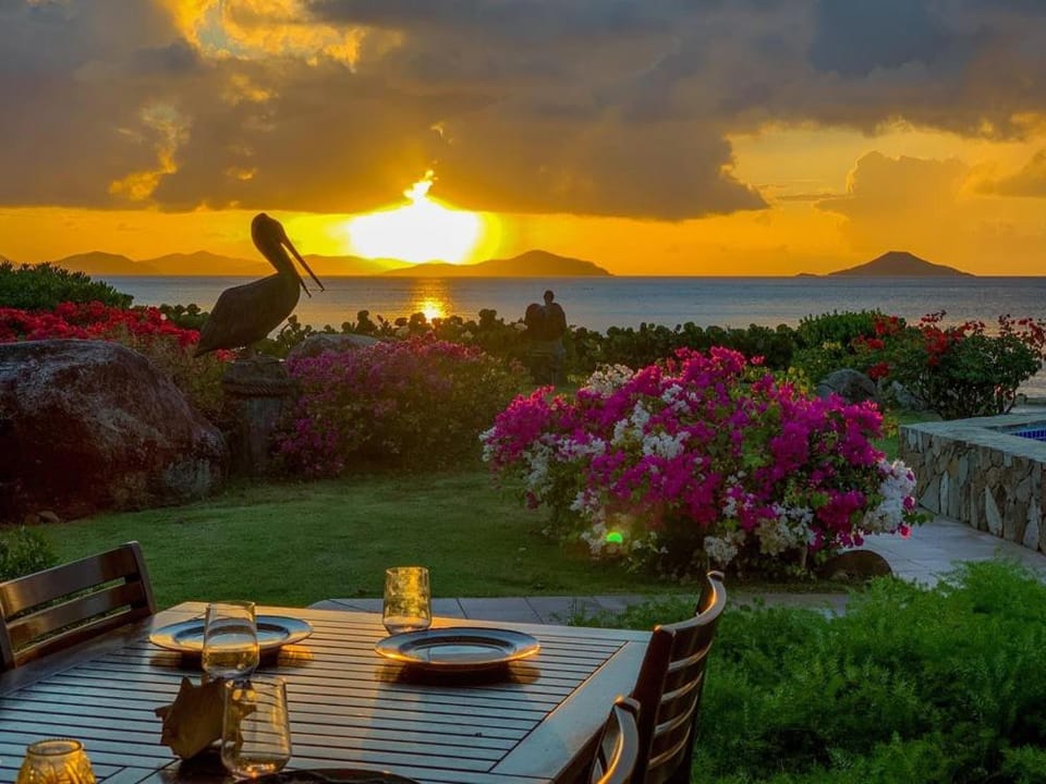 SANDCASTLE Villa in Caribbean
