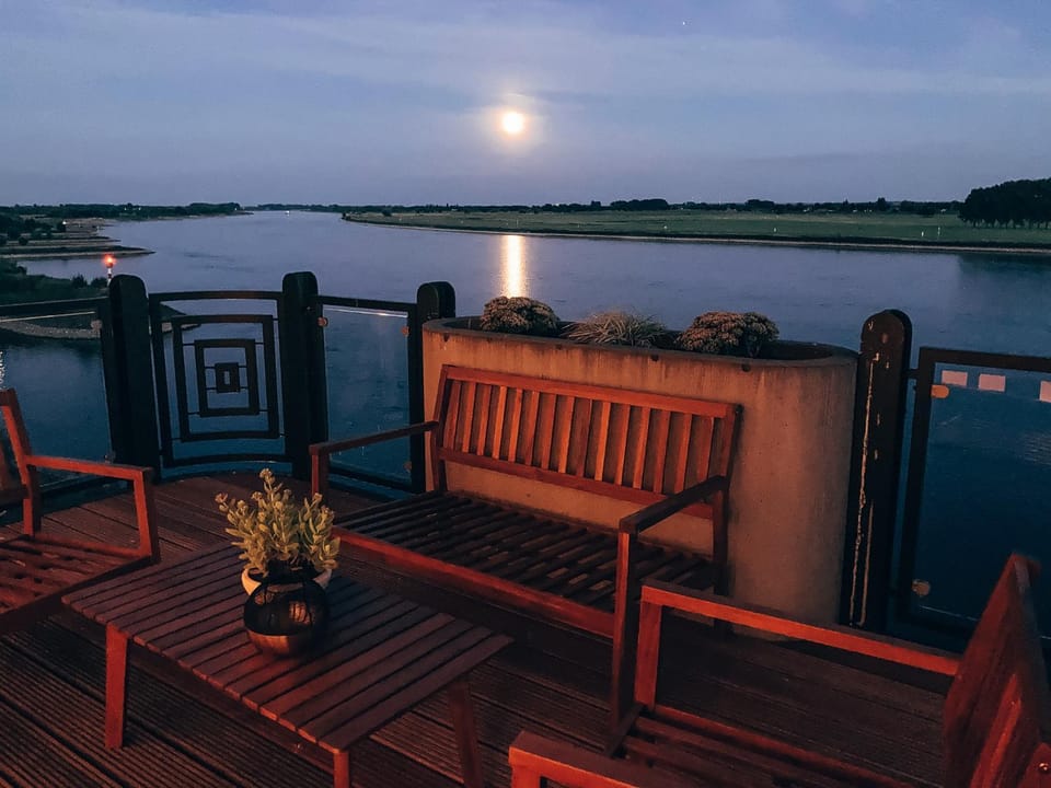 Night, Natural landscape, Balcony/Terrace, River view