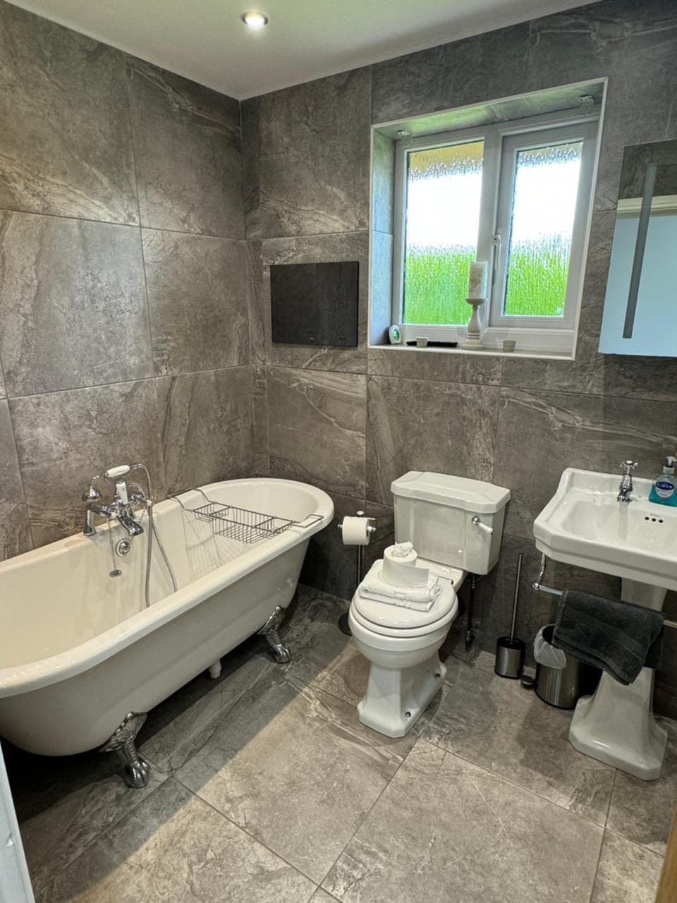 Boundary Cottage House in England