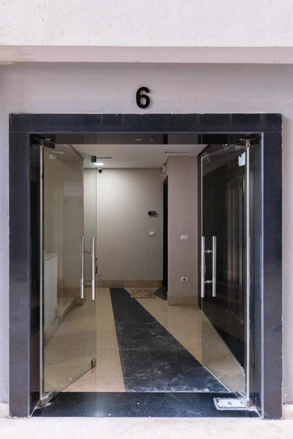 Property building, Facade/entrance, On site, Location