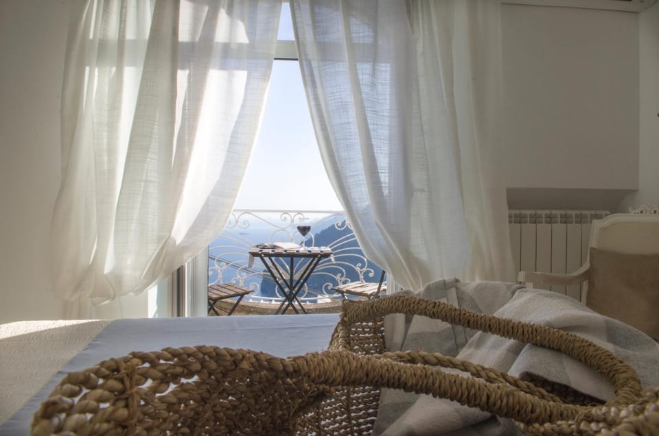 Bedroom, Sea view