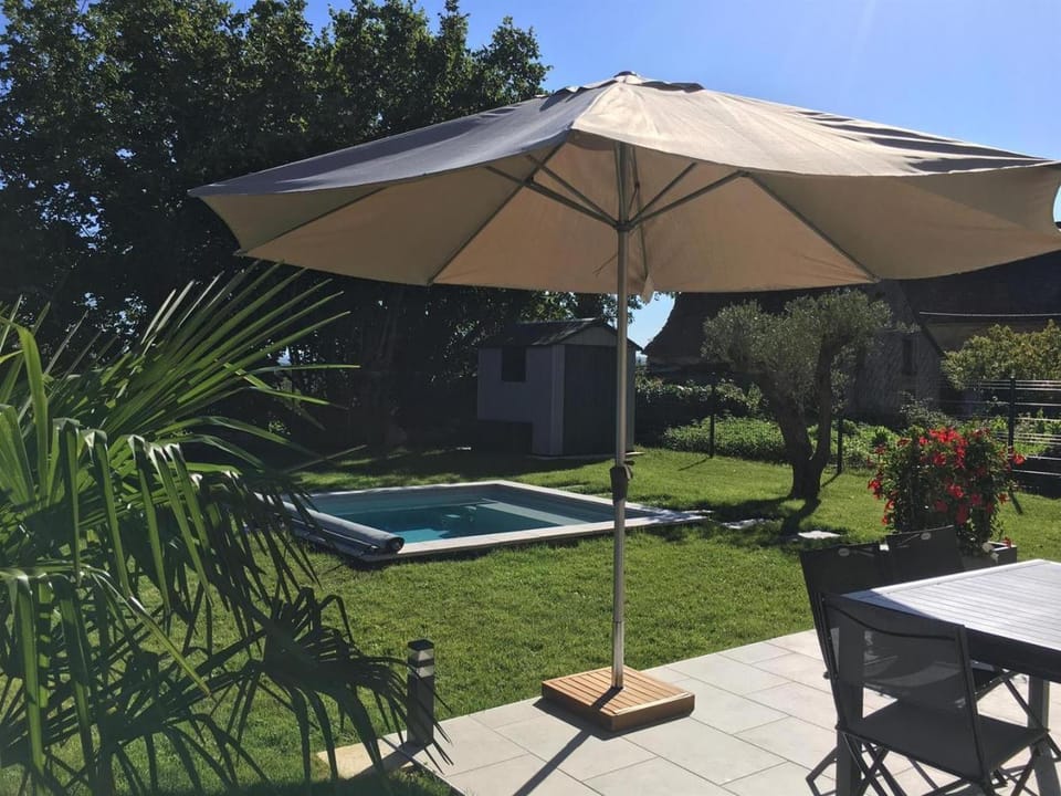 Balcony/Terrace, Swimming pool