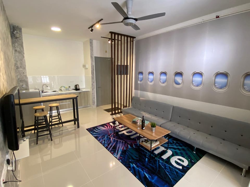 Living room, Dining area