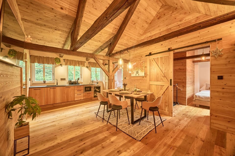 Living room, Seating area, Dining area, kitchen