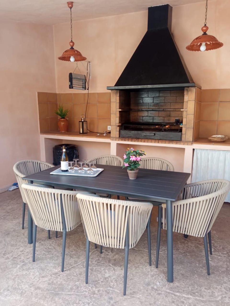 Property building, Kitchen or kitchenette, Living room