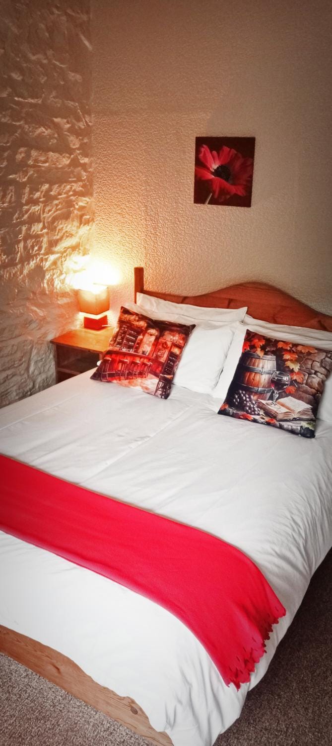 Bed, Bedroom, internet