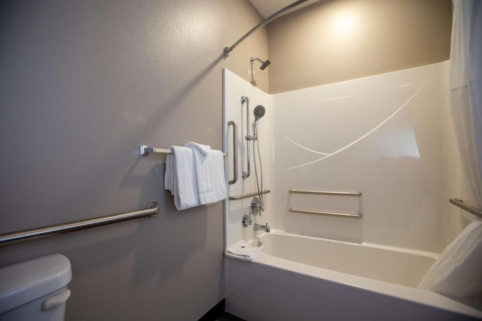 Shower, Bathroom, On site, Bath