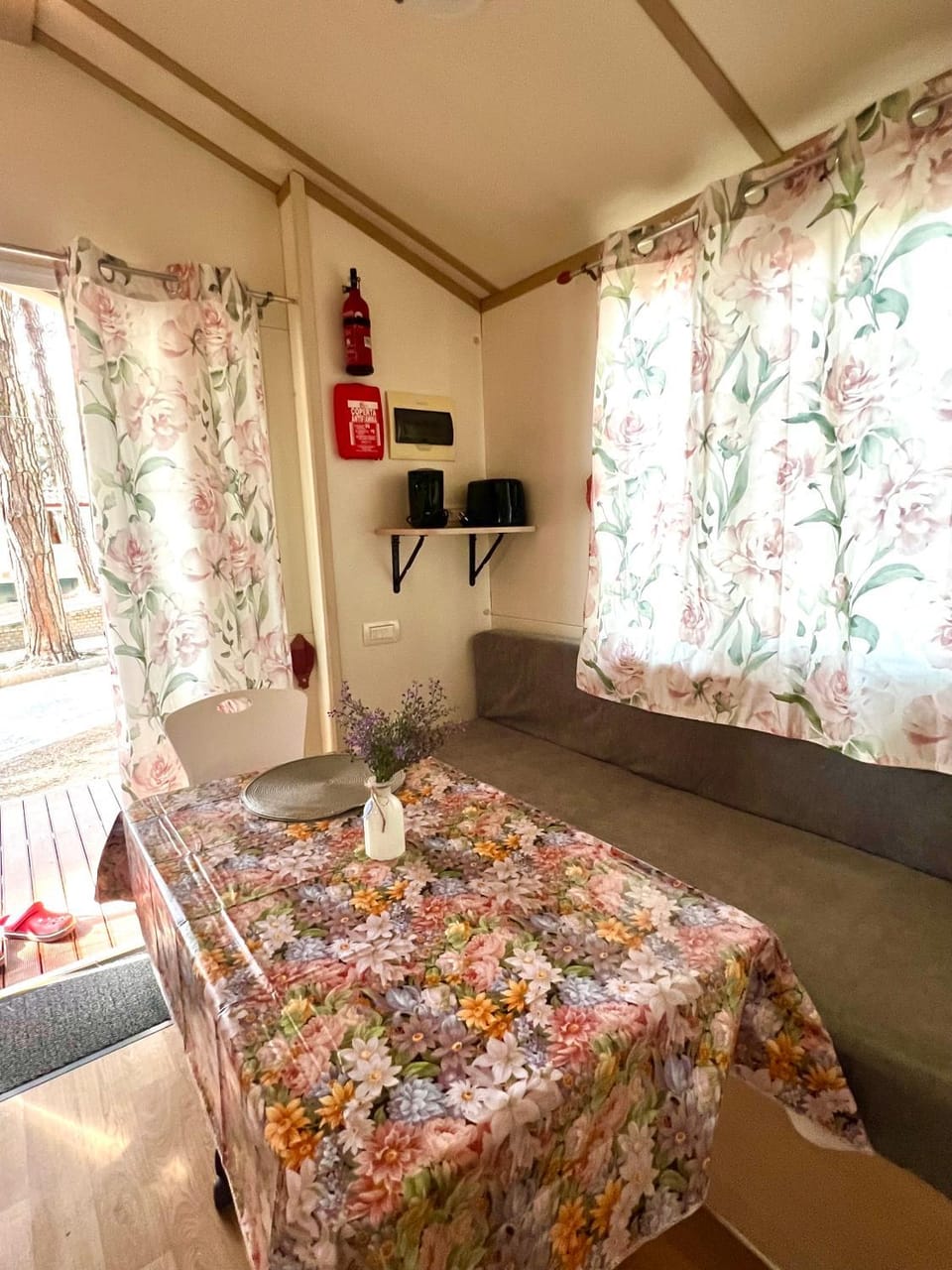 Buona Mobile Homes on Camping Mare e Pineta Apartment in Emilia-Romagna