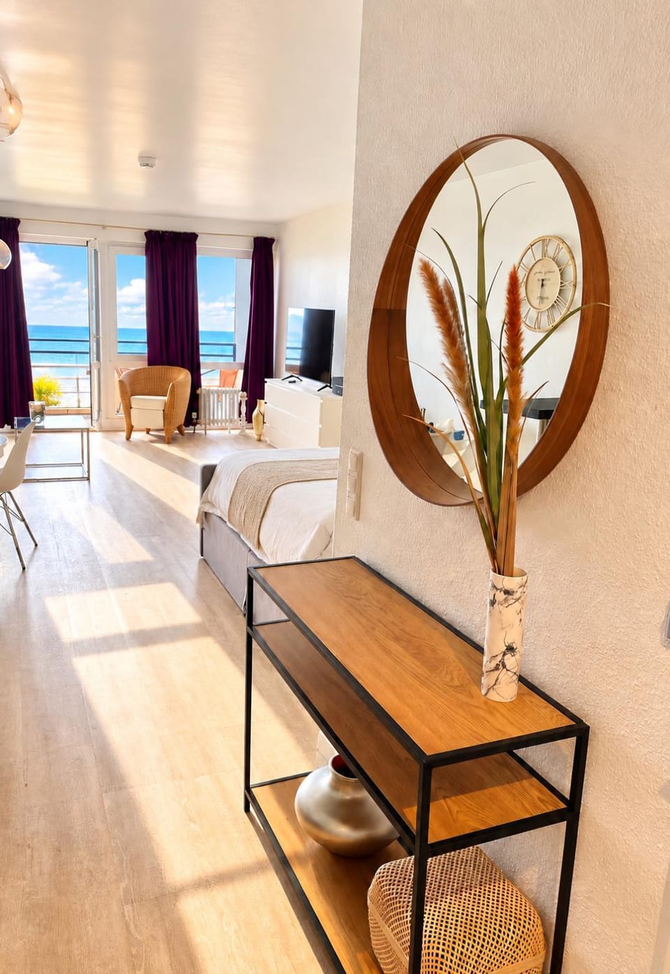 Studio mit traumhaftem Panorama-Meerblick im vierten Stock Apartment in Scharbeutz