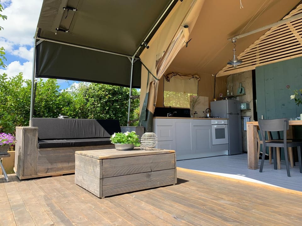 Glamping aan de Plas Luxury tent in South Holland (province)