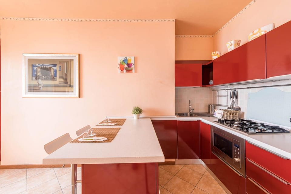 Kitchen or kitchenette, Living room