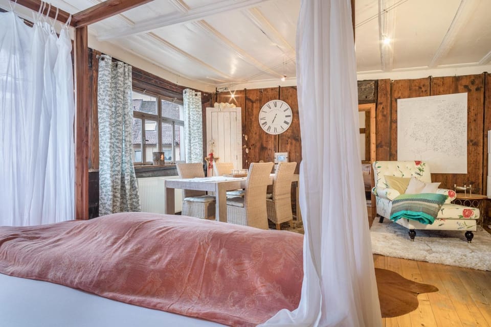 Living room, Bedroom