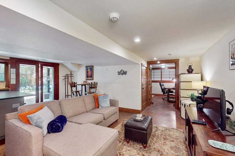 Volunteer Park Vacation Apartment hotel in Capitol Hill