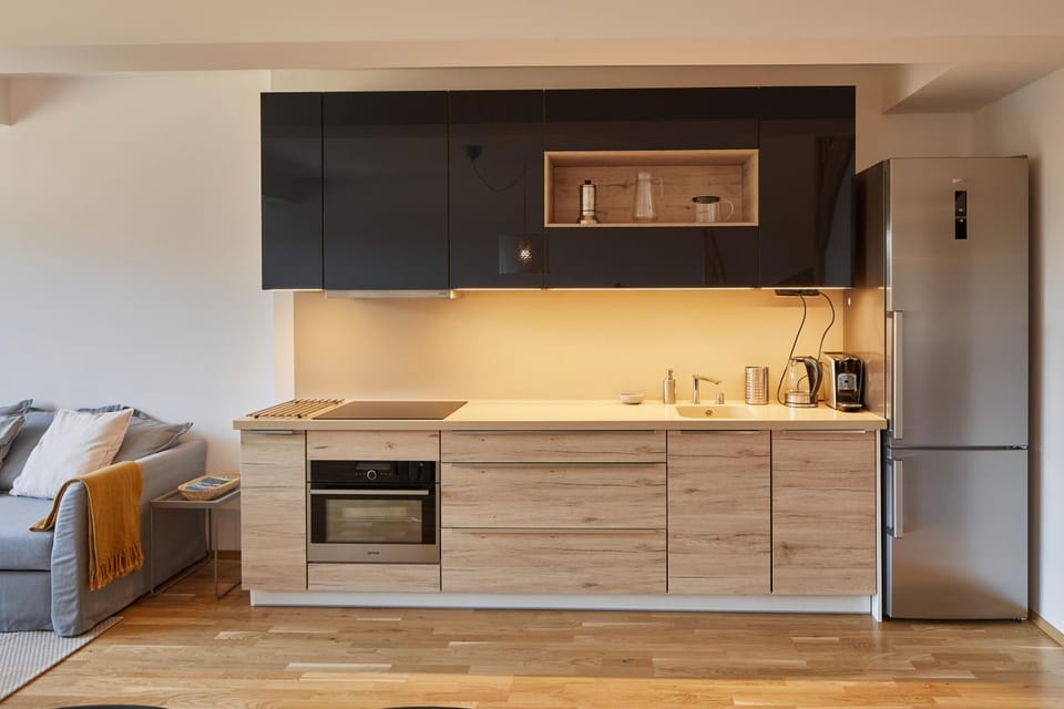 Kitchen or kitchenette, Living room