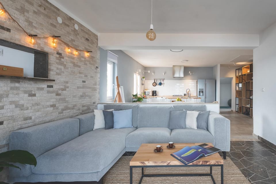 Kitchen or kitchenette, Living room, Dining area