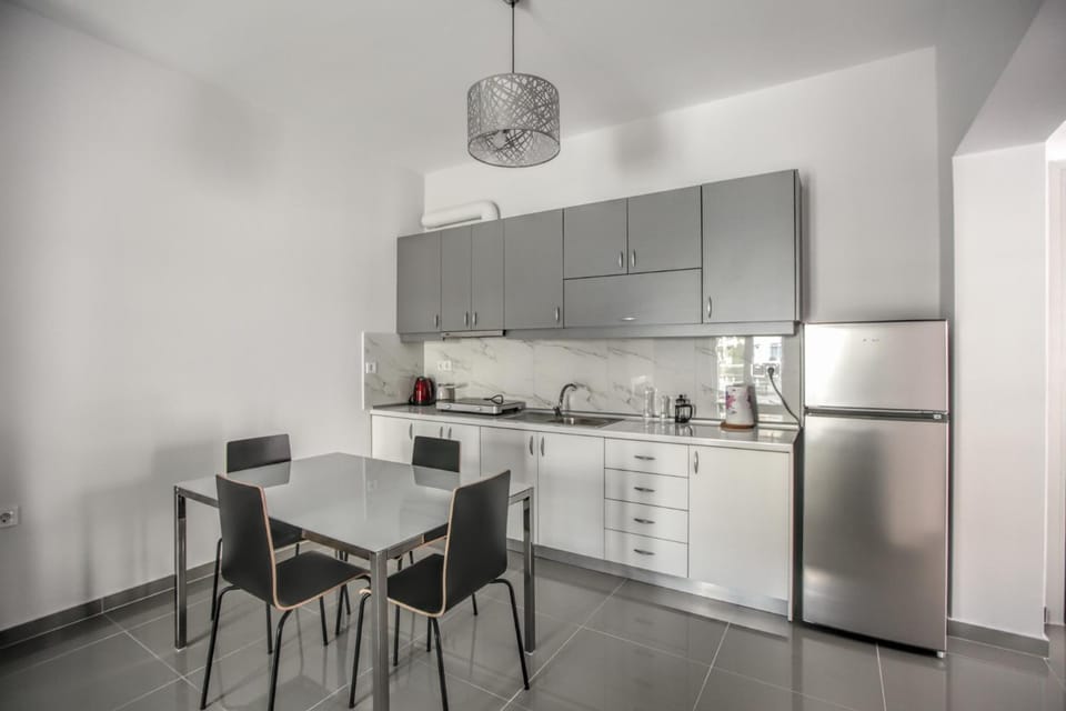 Dining area, Communal kitchen