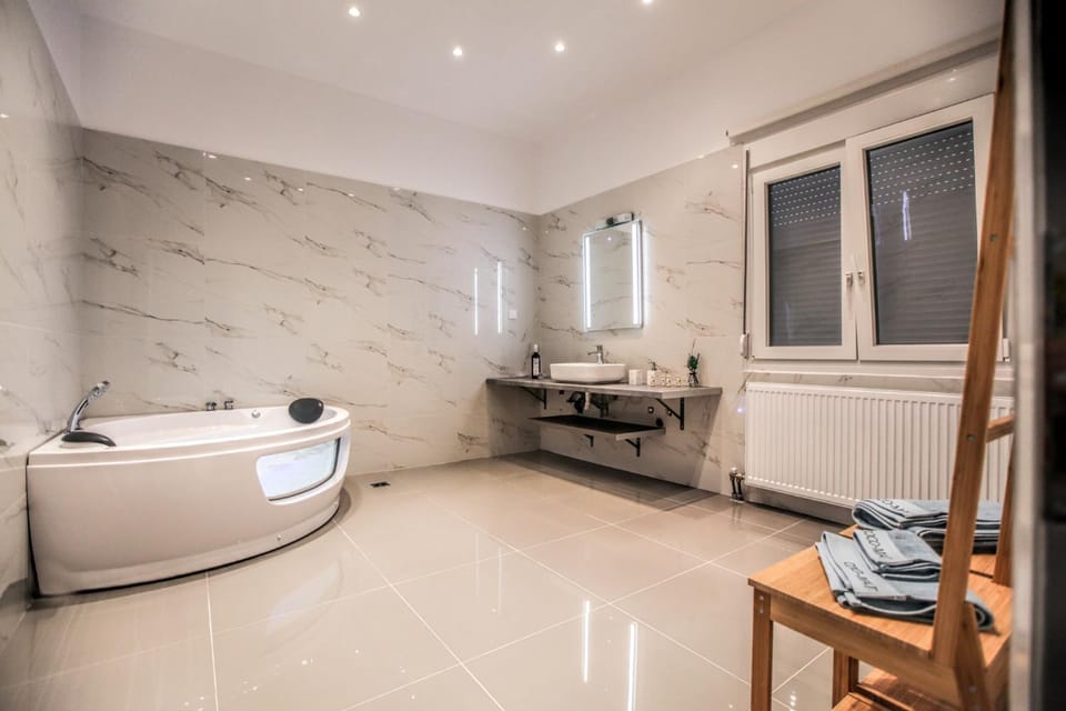 Sauna, Steam room, Spa and wellness centre/facilities