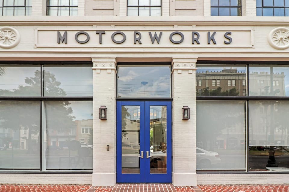 Roami at Motorworks Apartment hotel in Warehouse District