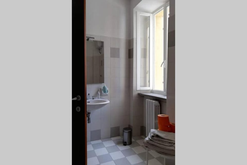 Appartamento nel centro storico Apartment in Marche